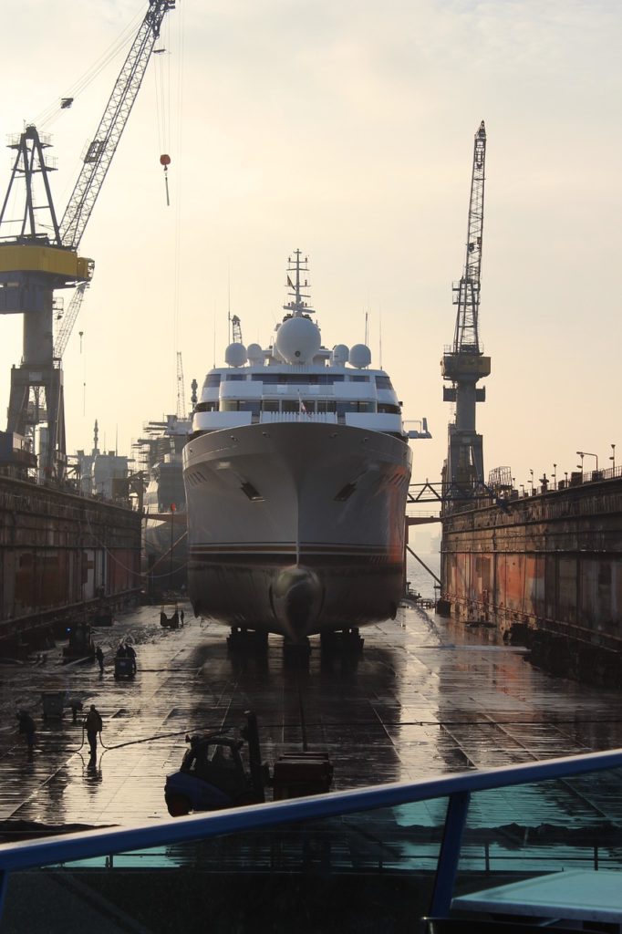 ship, shipyard, hamburg-2845969.jpg